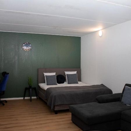 Entire Apartment Malmo 2 Bedrooms-Tv Lounge-Balcony Esterno foto