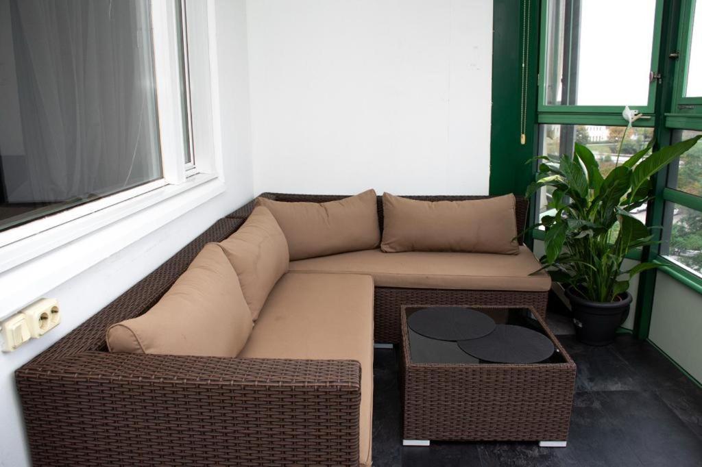 Entire Apartment Malmo 2 Bedrooms-Tv Lounge-Balcony Esterno foto