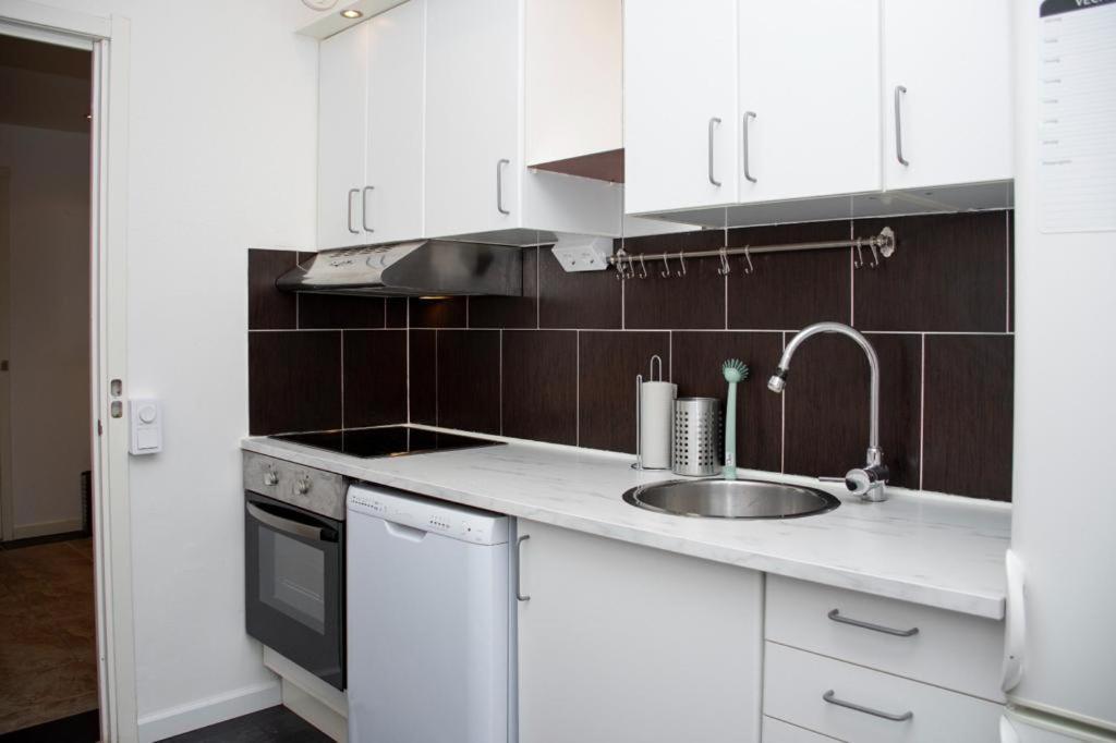 Entire Apartment Malmo 2 Bedrooms-Tv Lounge-Balcony Esterno foto