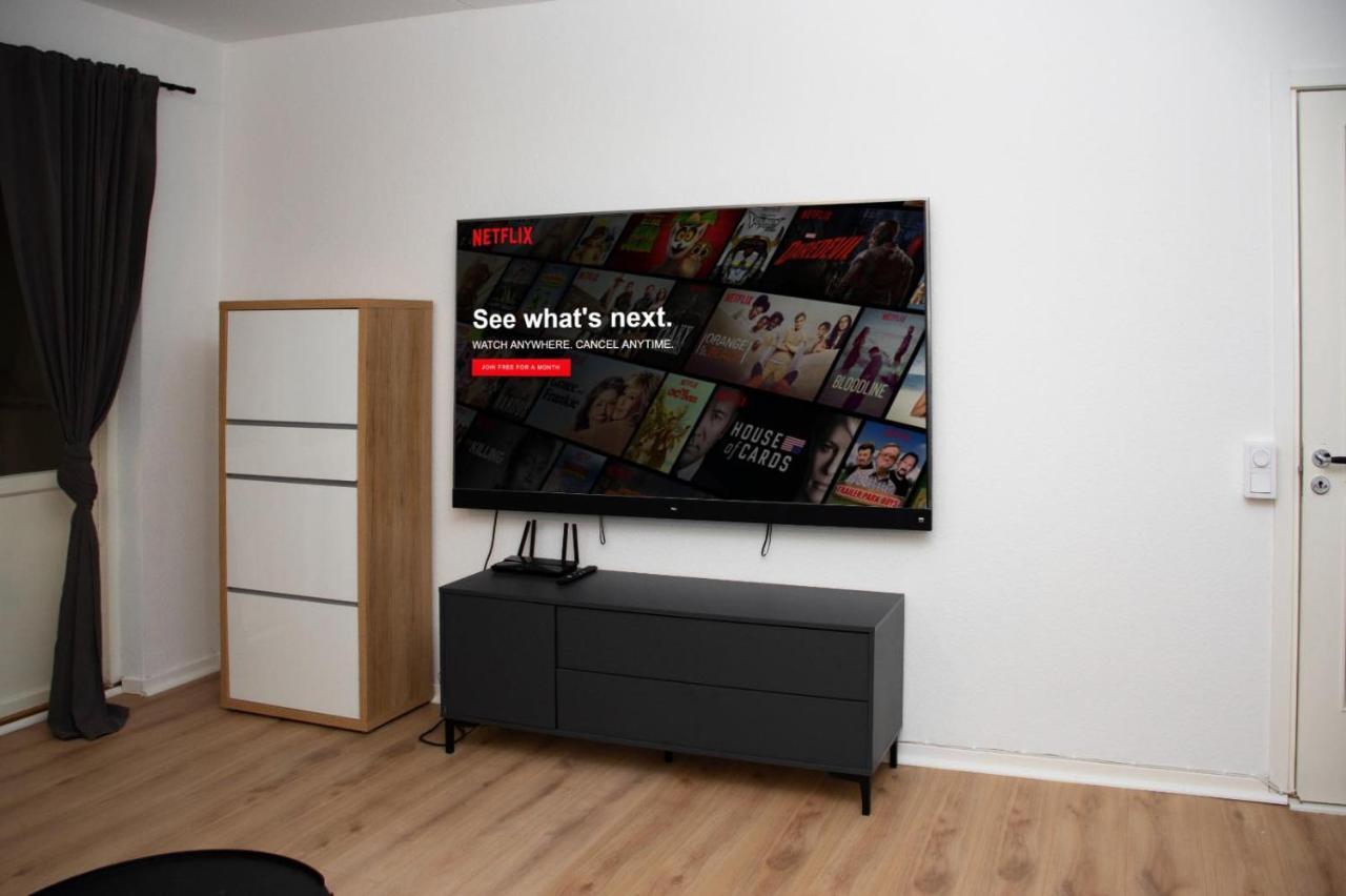 Entire Apartment Malmo 2 Bedrooms-Tv Lounge-Balcony Esterno foto